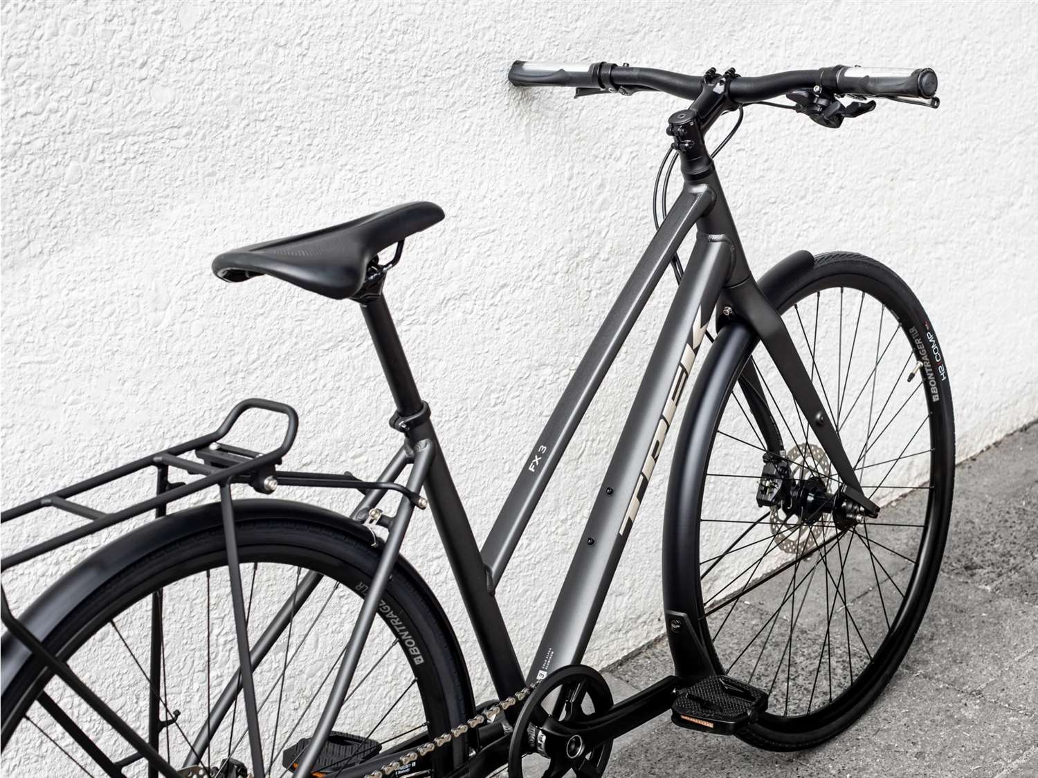 TREK 2023 - FX 3 DISC EQUIPPED STAGGER - MATTE DNISTER BLACK