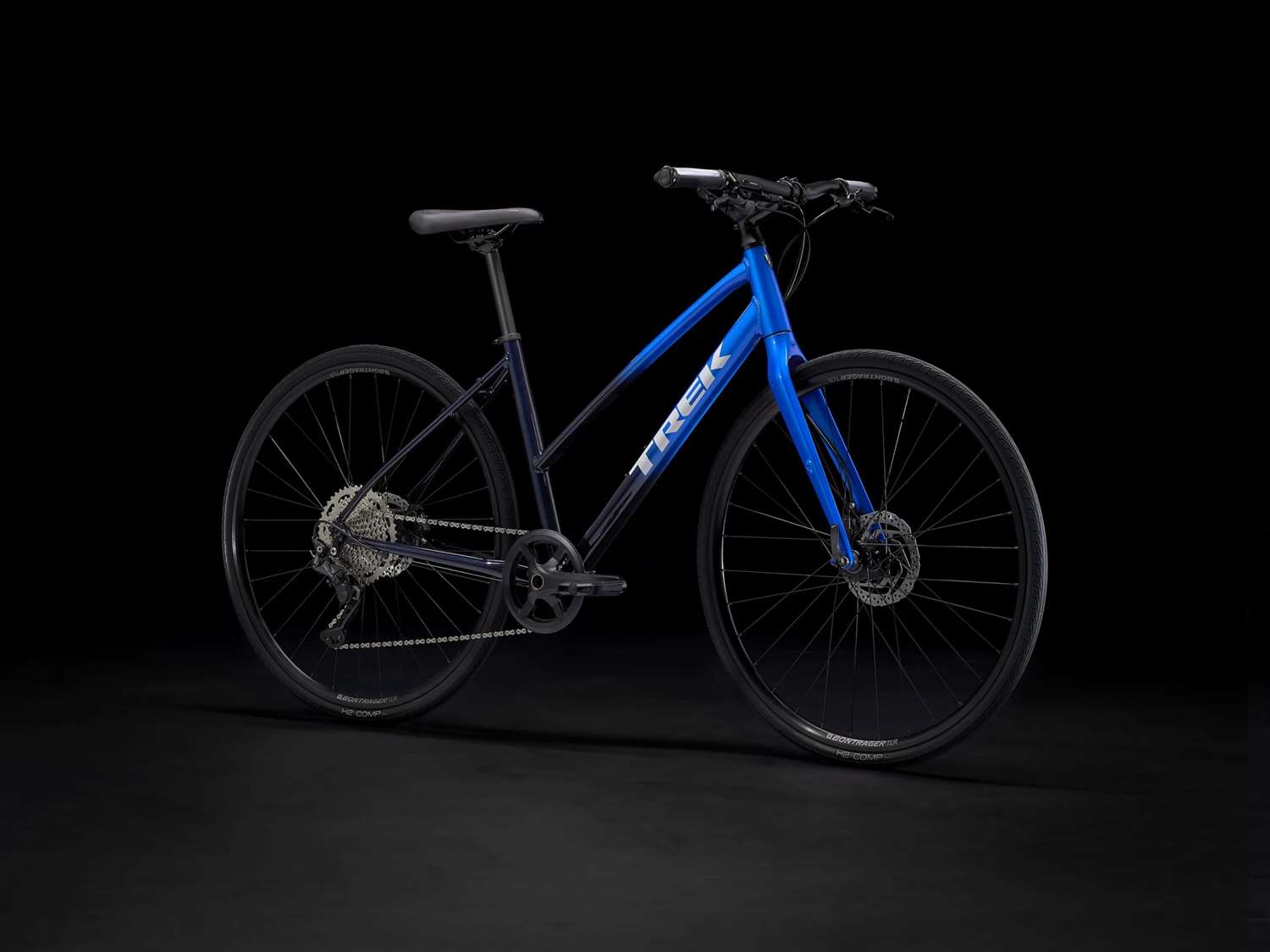 TREK 2023 - FX 3 DISC STAGGER - ALPINE BLUE TO DEEP DARK BLUE FADE