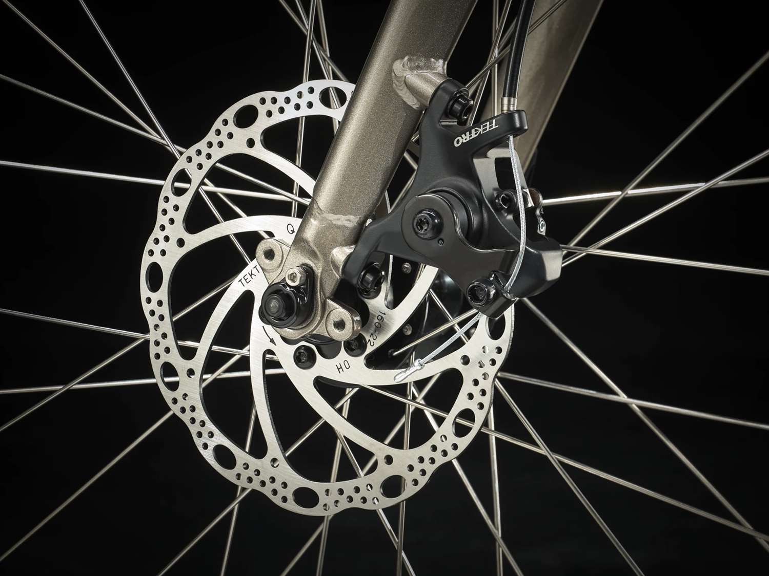 TREK 2023 - FX 1 DISC STAGGER - METALLIC GUNMETAL