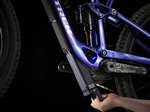 TREK 2023 - FUEL EXE 9.8 CARBON TQ 360W XT 12V - MULSANNE BLUE