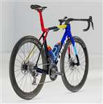 TREK 2025 - NEW MADONE SLR 9 DISC GEN 8 SRAM RED AXS 12V POWER - TEAM REPLICA : NAVY SMOKE