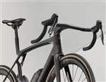 TREK 2025 - NEW MADONE SLR 9 DISC GEN 8 SRAM RED AXS 12V POWER - MATTE / GLOSS CARBON SMOKE