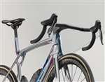 TREK 2025 - NEW MADONE SLR 9 DISC GEN 8 SRAM RED AXS 12V POWER - ICON INTERSTELLAR