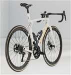 TREK 2025 - MADONE SLR 9 DISC GEN 8 SHIMANO DURA-ACE DI2 12V - ERA WHITE