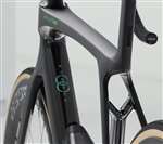 TREK 2025 - MADONE SLR 7 DISC GEN 8 SHIMANO ULTEGRA DI2 12V - MATTE / GLOSS CARBON SMOKE