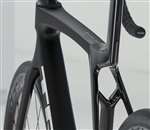 TREK 2025 - NEW MADONE SL 6 DISC GEN 8 SHIMANO 105 DI2 12V - MATTE DARK WEB