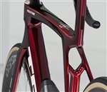 TREK 2025 - NEW MADONE SLR 7 DISC GEN 8 SRAM FORCE AXS 12V POWER - CARBON RED SMOKE