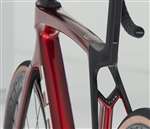 TREK 2025 - NEW MADONE SL 6 DISC GEN 8 SHIMANO 105 DI2 12V - CRIMSON