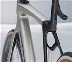 TREK 2025 - NEW MADONE SL 7 DISC GEN 8 SHIMANO ULTEGRA DI2 12V - MATTE LUNAR SILVER