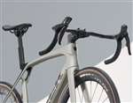 TREK 2025 - NEW MADONE SL 7 DISC GEN 8 SHIMANO ULTEGRA DI2 12V - MATTE LUNAR SILVER