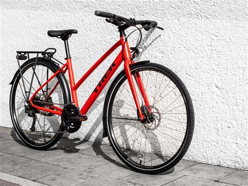 TREK 2023 - FX 2 DISC EQUIPPED STAGGER GEN 3 - SATIN VIPER RED