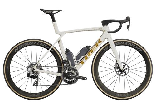 TREK 2025 - NEW MADONE SLR 9 DISC GEN 8 SRAM RED AXS 12V POWER - ERA WHITE